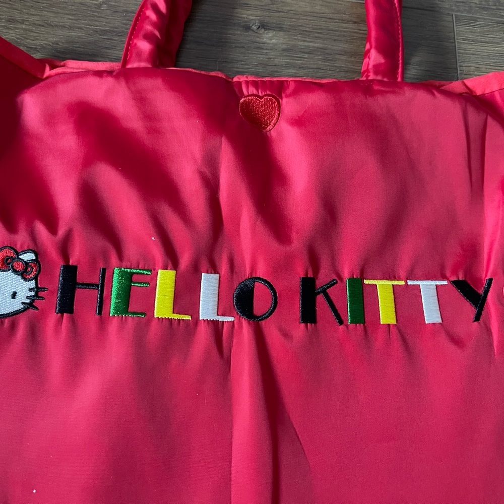 HELLO KITTY-NWOT 3D Character Multi-Material Tote - Picture 6 of 16